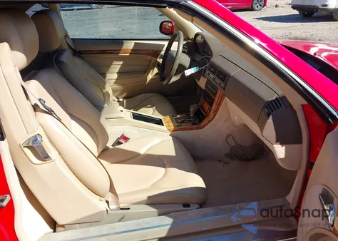 2000 Mercedes-Benz Sl 500 z USA, uszkodzony, nr VIN WDBFA68F8YF192388